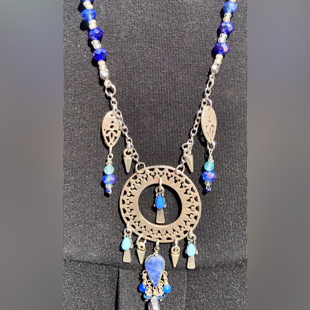 HANDCRAFTED Pendant necklace Silver Blue Semiprecious gemstone Upcycled Bohemian